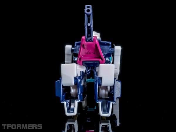 TFormers Titans Return Gallery   Siege On Cybertron Pounce 34 (33 of 92)